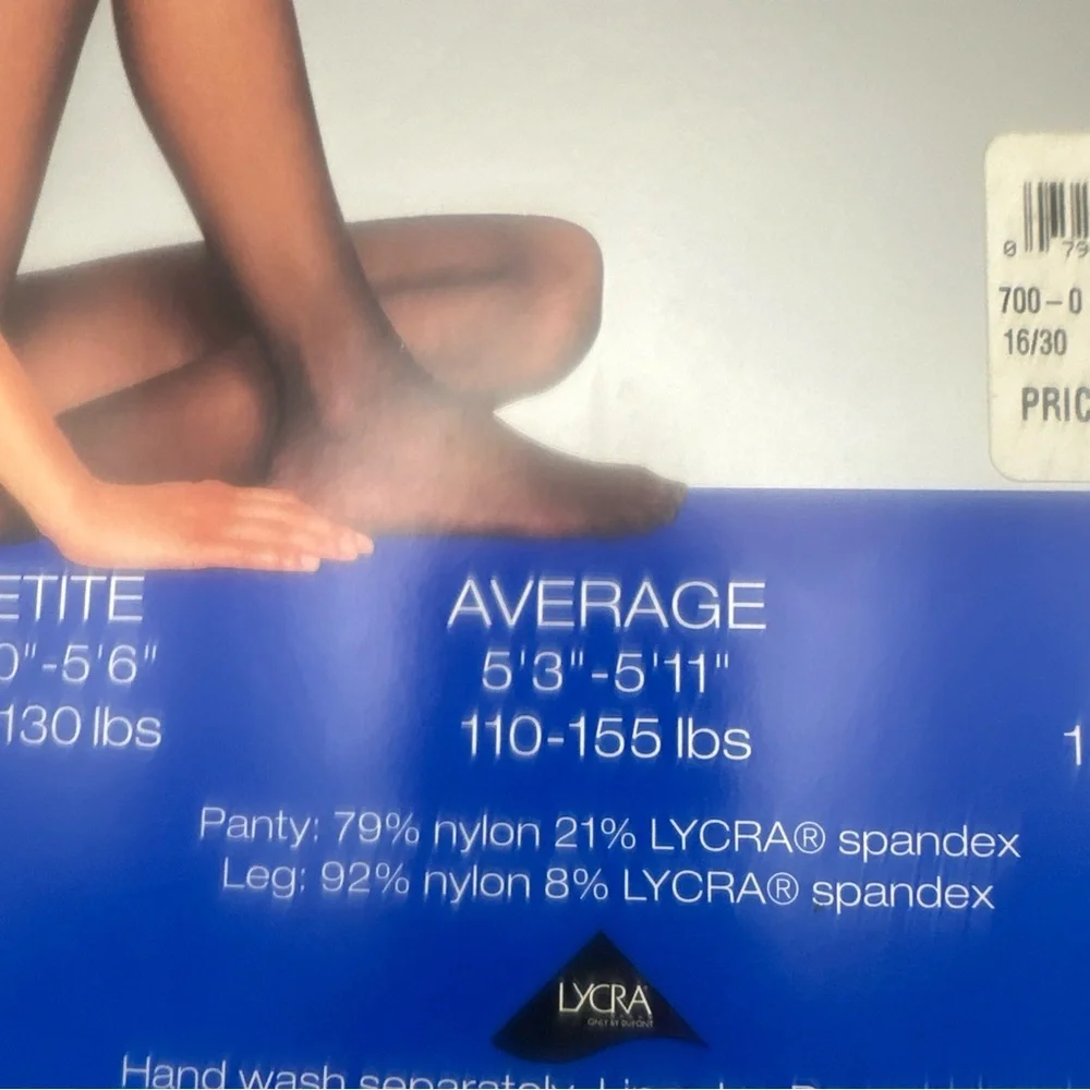 Mandee silky, sheer Lyra control top pantyhose, average black